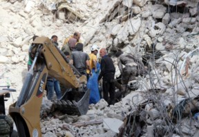 Hôpital bombardé par le régime à Alep, 14 morts